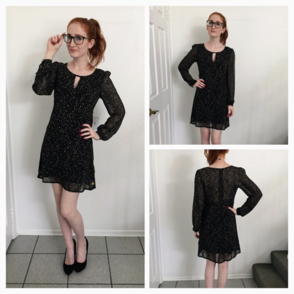Black chiffon celestial print dress ✨